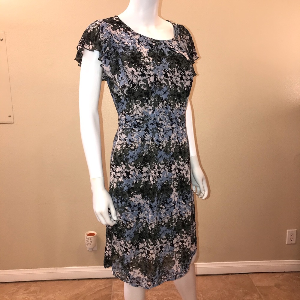 Avon Cottage Floral Dress Size S Pockets Short Sleeve Romantic Feminine